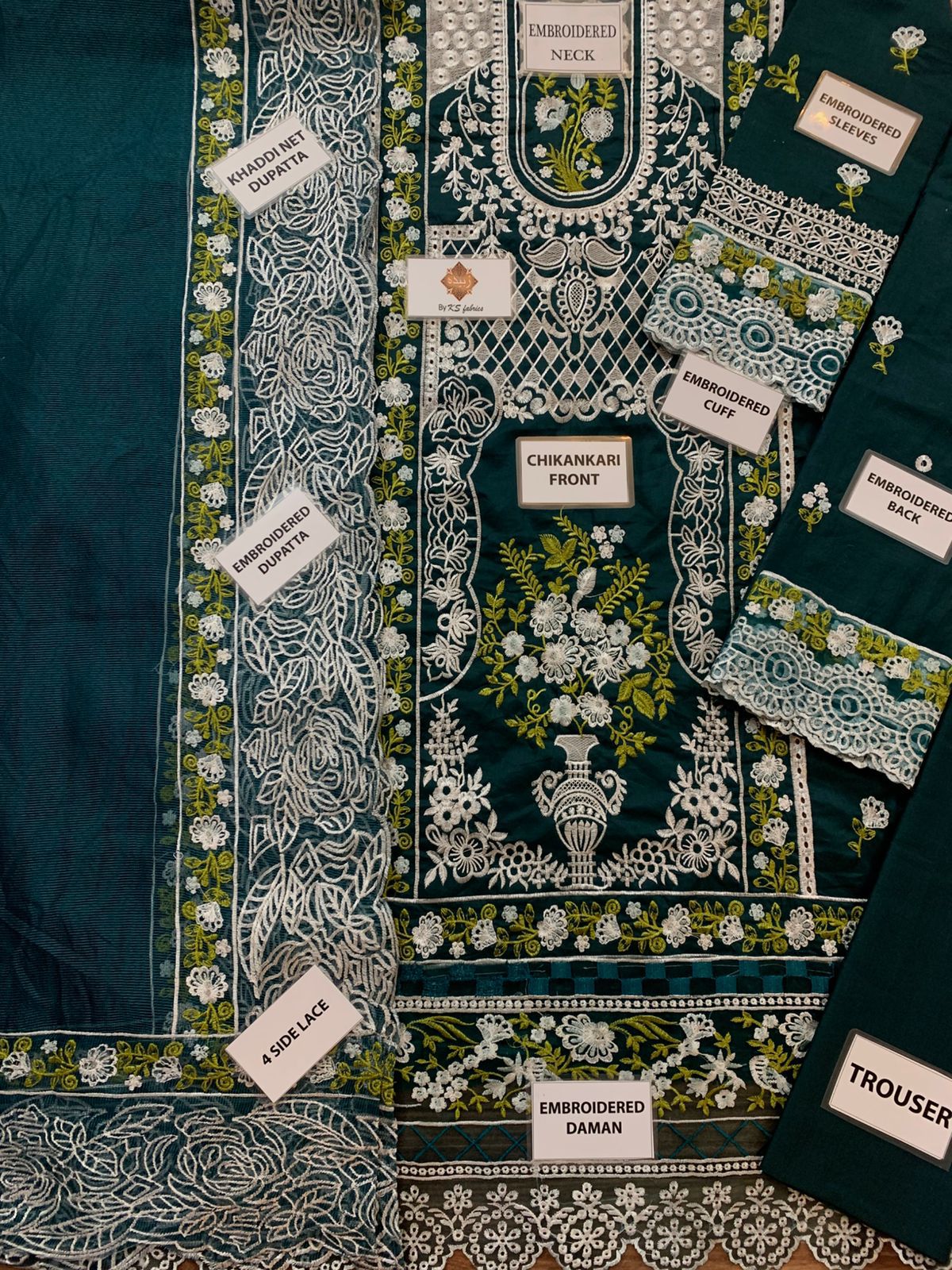 MAHNUR (ROYAL)