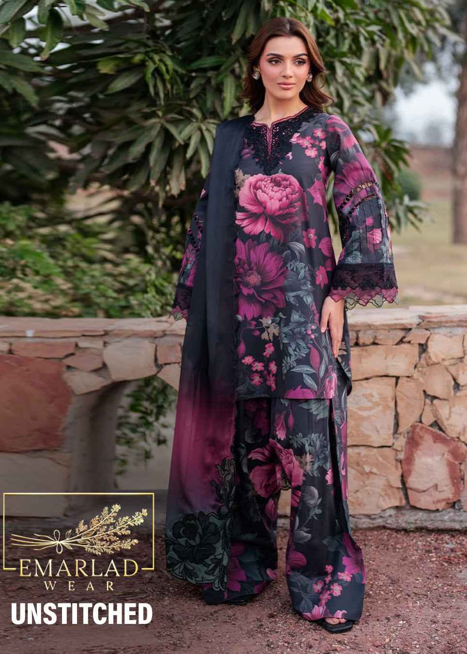 Iznik | Black Multi - Lawn Printed With Chiffon Embroidered Dupatta